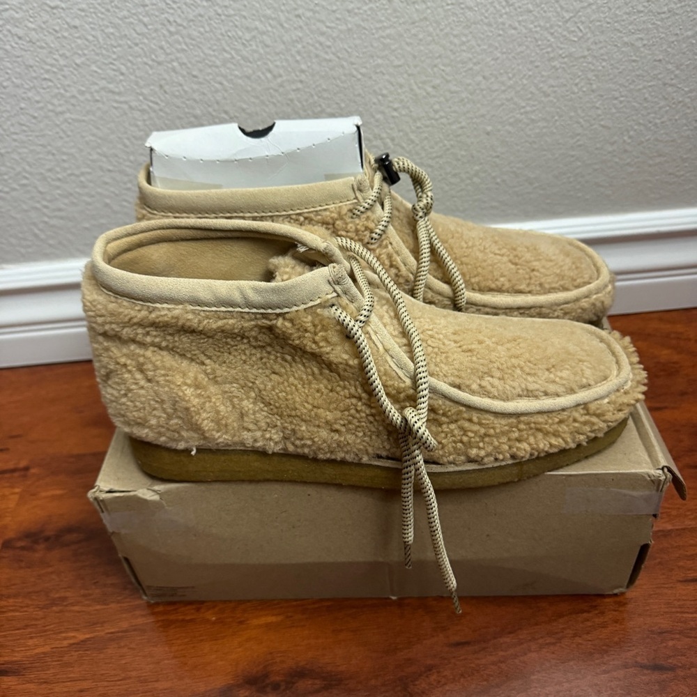 Moncler 1952 Clarks Shearling Wallabee Size 11 - Picture 3 of 9